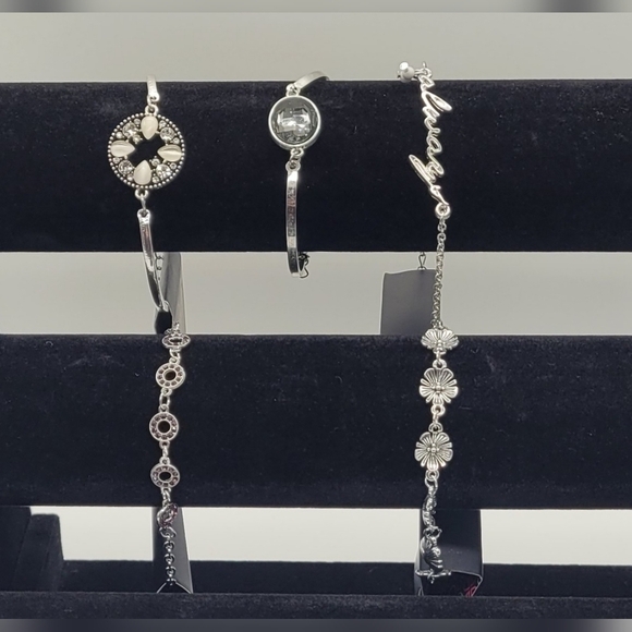 paparazzi Jewelry - Paparazzi Jewelry Collection 5 Bracelets (Delicate Glam)​​​